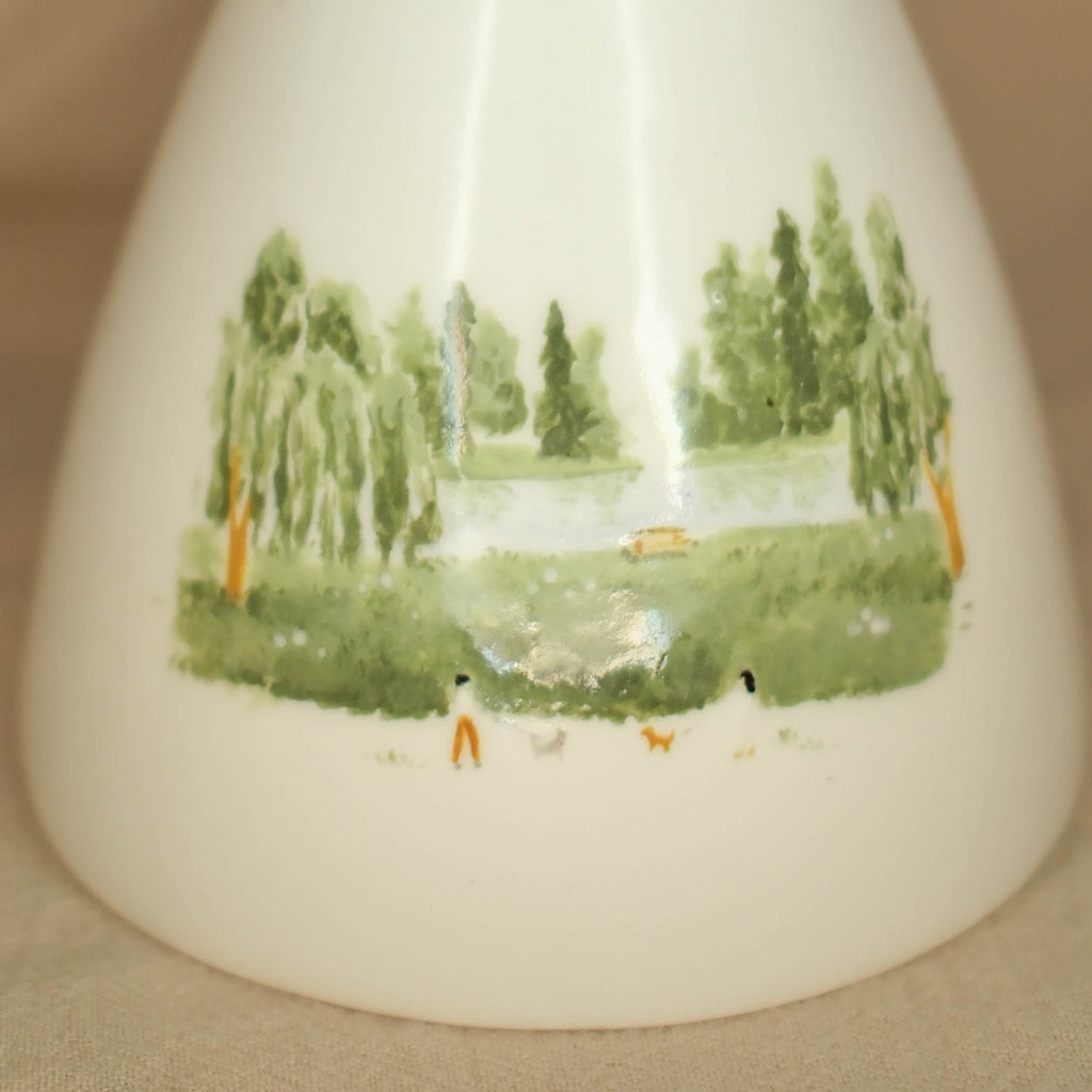 A Quick Hello - Vase