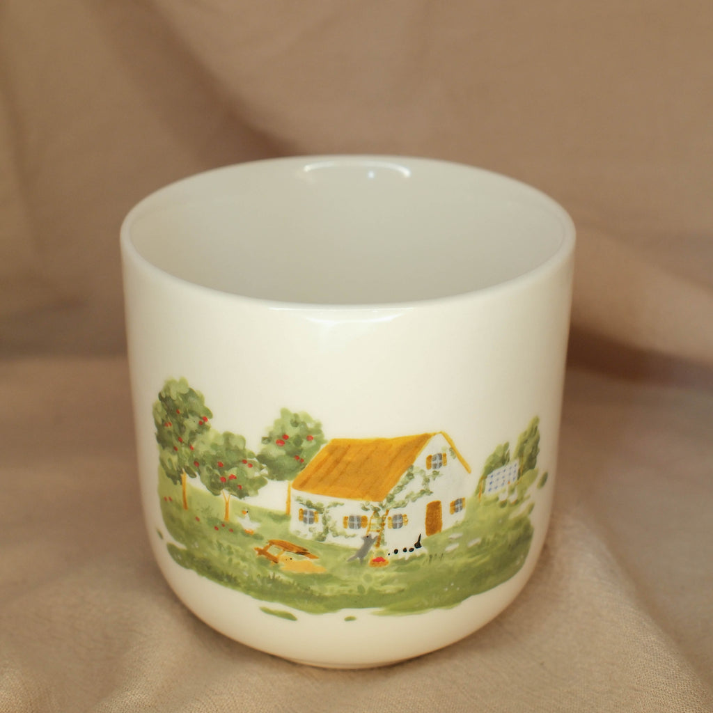 Right Outside the House - Cup
