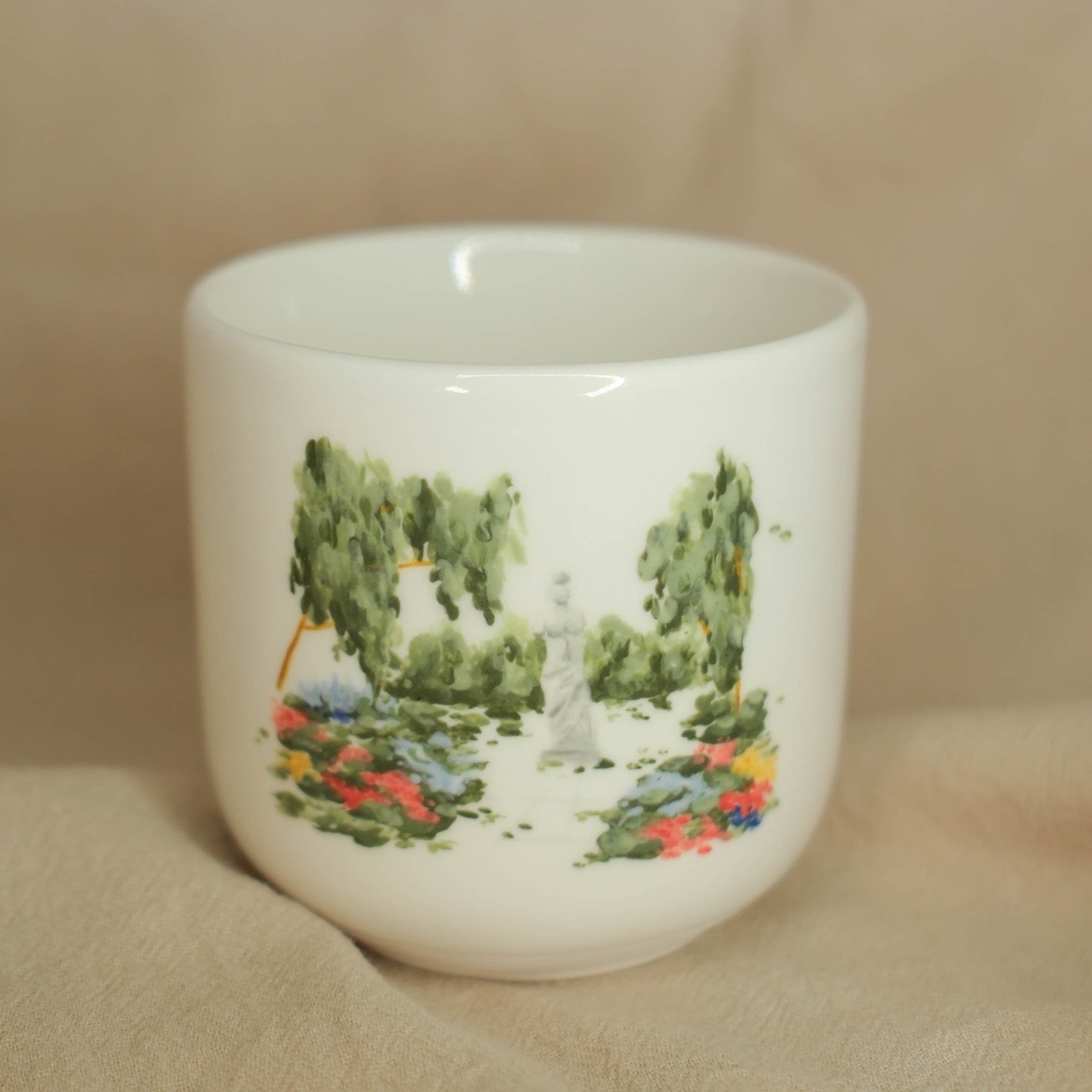 Venus in Bloom - Cup